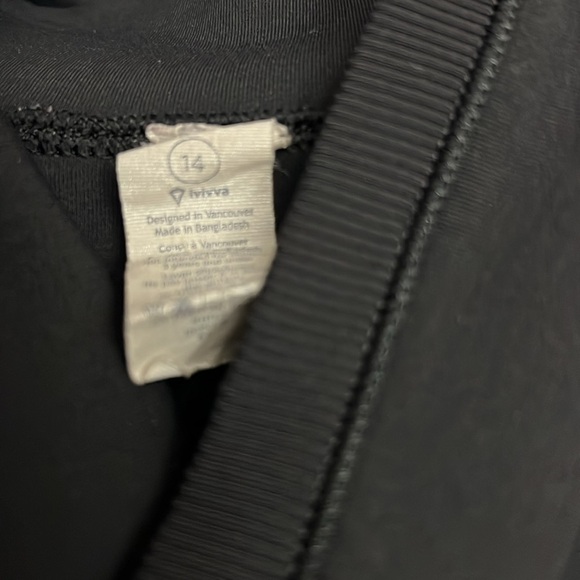 Ivivva black pullover size 14 girls - Picture 6 of 11